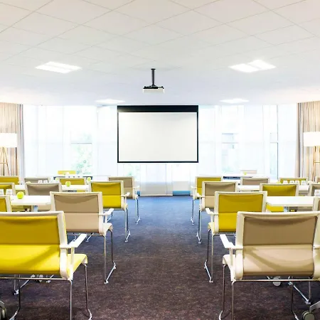 Отель Novotel Brainpark 4*